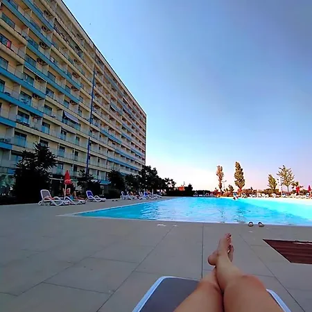 Blooming By The Sea - Cu Frontala Spre Mare Hotel